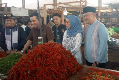 Pastikan Ketersediaan Stok Aman, Tim Gabungan Badan Ketahanan Pangan, Disperindag dan Kepolisian Turun ke Pasa