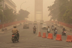 Kabut Asap Kurangi Jarak Pandang, Astra Motor Ingatkan Pengendara Utamakan Keselamatan