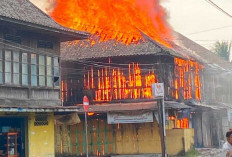 Rumah Warga Cinta Raja OKI Diamuk si Jago Merah, 12 KK Kehilangan Tempat Tinggal