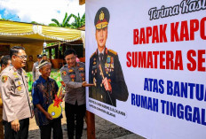 ‎Kapolres OKU Timur Serahkan Rumah Bantuan Kapolda Sumsel, Bukti Nyata Kehadiran Polri