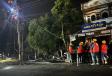 Kebakaran di Jalinteng Baturaja, PLN Bergerak Cepat Amankan Jaringan Listrik