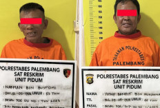 Dua Pria Bersenjata di Keramasan Dibekuk, Pistol Rakitan Berisi 7 Peluru dan 4 Sajam Disita