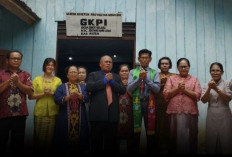 Sambangi Jemaat GKPI Bukit Selabu, Polsek Batanghari Leko Gaungkan Pesan Kamtibmas