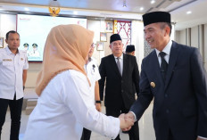 Lantik 130 Kepala Sekolah, Ratu Dewa Imbau Kepala Sekolah Muda untuk Kreatif dan Berinovasi 