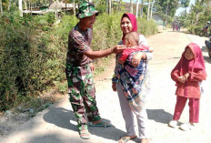 Sentuhan Tangan Lembut dibalik seragam Loreng