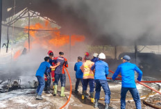 Gudang Penimbunan BBM Illegal Terbakar