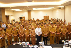 PLN untuk Rakyat: Salurkan Bantuan Pasang Baru Listrik (BPBL) pada HUT Lebong ke-22