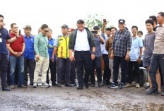 Gubernur Herman Deru Kunjungi Tiga Kabupaten/kota dalam Sehari, Tetap Turun Lapangan di Hari Libur