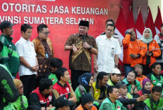 Peduli Masyarakat Terdampak Karhutla, Sultan Muda Sumsel Salurkan Bantuan Beras