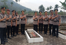 Dua Kapolres Pimpin Ziarah dan Tabur Bunga di TMP Bukit Sulap