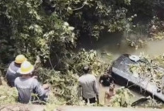 Jalan Sempit Tanpa Penerangan di Musi Rawas: Mobil Karyawan Bank Mandiri Terjun Bebas ke Sungai, Begini Kondis