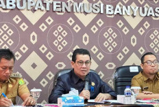 Bupati  MubaToha Tohet Minta Distribusi Bantuan diawasi Ketat Agar Tepat Sasaran