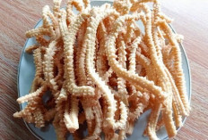 Kue Akar Kelapa, Camilan Tradisional Betawi yang Tetap Digemari di Tengah Modernisasi Kuliner