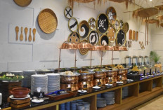 Hadirkan Nuansa Kampung Tempo Dulu, Ramadhan di BATIQA Hotel Palembang Tawarkan Ragam Menu Lokal hingga Timur 