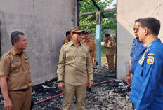 Ruang Lab SMPN 21 OKU Terbakar, Bupati OKU Pastikan Sekolah Segera Direhab