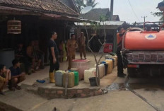 BPBD Muara Enim Salurkan 14 Ribu Liter Air Bersih