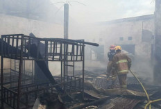 Asrama Putra Ponpes Al Furqon Prabumulih Terbakar, 24 Lemari dan Kasur Hangus