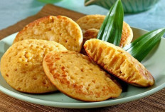 Tradisi dan Rasa yang Tak Lekang Waktu: Kue Apem, Sajian Legendaris Nusantara