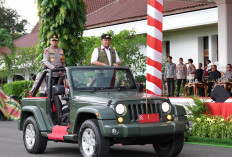 Gubernur Herman Deru Tekankan Lima Fokus Pengamanan Nataru pada Apel Operasi Lilin Musi 2025