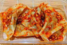 Pangsit Chili Oil, Tren Kuliner Pedas yang Menggoda Lidah di Tengah Kota