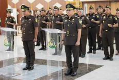 Lantik Asdatun dan Dua Kajari Baru! Ketut Sumedana Perintahkan Cepat Adaptasi dan Jaga Marwah Institusi