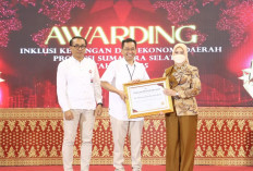 Feby Deru Raih Penghargaan OJK Sumsel atas Literasi Keuangan dan Pemberdayaan Perempuan.