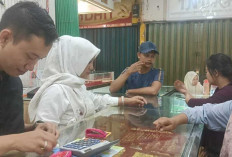 Harga Emas di Toko Purnama Kayuagung Bertahan di Angka Rp13,8 Juta Persuku