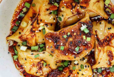 Gyoza Chili Oil : Sensasi Pedas yang Menggoyang Lidah Pecinta Kuliner