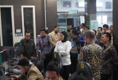 Kunjungan Direksi PLN Pusat Pastikan Kesiagaan Kelistrikan UP2D S2JB Menyambut Idul Fitri 1447 H