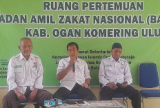 Baznas OKU Beri Beasiswa Untuk Mahasiswa Unbara