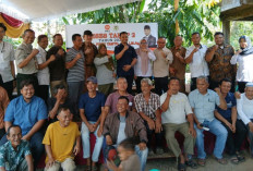 Abdul Fikriyanto Siap Dorong Potensi Perikanan dan Akses Jalan Desa Cughup Ganyang ke Provinsi