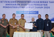 Sekda Edward Candra Apresiasi Distribusi Beras 2025, Pastikan Pengawalan Ketat Tahun 2026