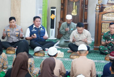 Di Tengah Penanganan Karhutla, Herman Deru dan Menko Polkam Dudung Santuni Anak Yatim Piatu