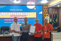 Penuhi Persyaratan Administratif, Partai Gerakan Rakyat Terima SKT dari Kanwil Kemenkum Sumsel