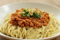 Mie Ayam Rica, Sensasi Pedas yang Membuat Lidah Bergoyang