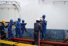 Pertamina Patra Niaga Regional Sumbagsel Perkuat Kesiapsiagaan Darurat Bersama Warga Pasar Lama Lahat