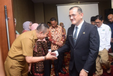 Sekda Sumsel Edward Candra. Buka Rakortekrenbang UPMD 2026, Dorong Percepatan Desa Mandiri