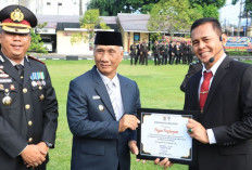 Polres Lubuklinggau Beri Penghargaan kepada Personel Berprestasi, Jadi Motivasi Tingkatkan Pengabdian