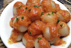 Cilok Bumbu Kacang, Jajanan Tradisional yang Tetap Bertahan di Tengah Tren Kuliner Modern