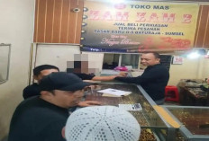 Viral Aksi Wanita Tukar Cincin Perak dengan Emas di Toko Perhiasan Baturaja, Aksinya Terekam CCTV