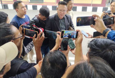 Puluhan wartawan Laporkan Oknum Diduga Halangi Tugas Peliputan Tersangka Korupsi BSS