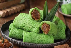 Dadar Gulung, Jajanan Tradisional yang Tetap Bertahan di Tengah Gempuran Kuliner Modern