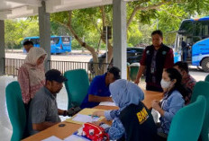 Berikan Kenyamanan untuk Penumpang, BNNK OKI Tes Urine Para Sopir Bus Terminal Kayuagung
