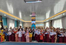 33 Siswa SD Adu Kreativitas Story Telling Bahasa Merinem