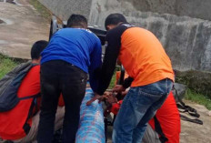 BPBD OKU Kuras Limbah Sampah Disalurkan Air Untuk Cegah Banjir