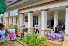 Kemenhaj OKU Angkut Ratusan Koper Calon Haji ke Asrama Haji Palembang