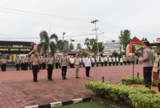 Kapolres Muba Serahkan Bingkisan Lebaran, Instruksikan Pengamanan dan Posko Mudik Ketupat 2026