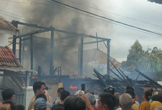 Habis Dilahap Si Jago Merah Rumah Warga Kedaton OKI Hanya Tersisa Puing-puing