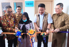 Gubernur Herman Deru Apresiasi Program Bedah Rumah Angkasa Pura untuk Warga Palembang