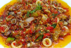 Cumi Sambal Geprek Jadi Tren Kuliner Baru, Perpaduan Pedas dan Gurih Tarik Minat Pecinta Makanan